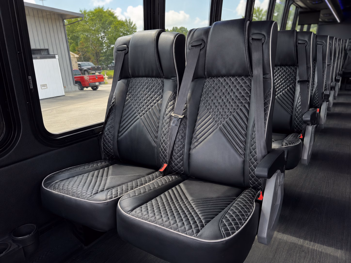 charter buses to long island s north fork wine trail