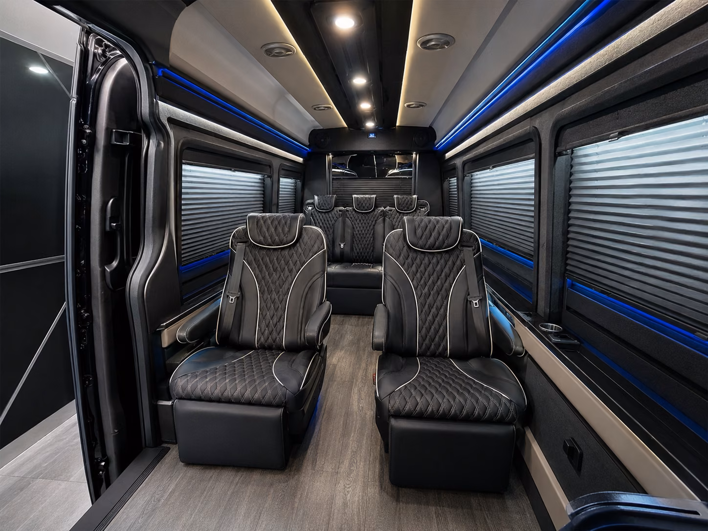 group airport transfers to stewart international and regional new york airports